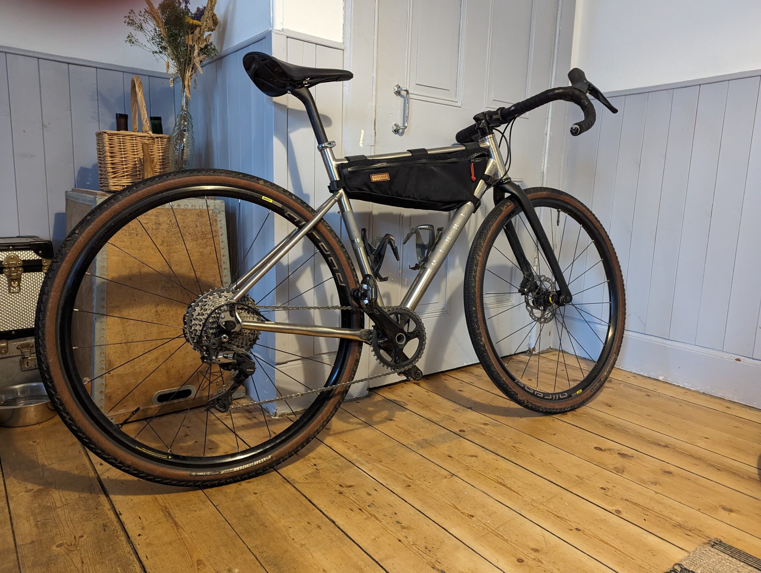 Ribble CGR Ti bike with pathfinder pro tyres