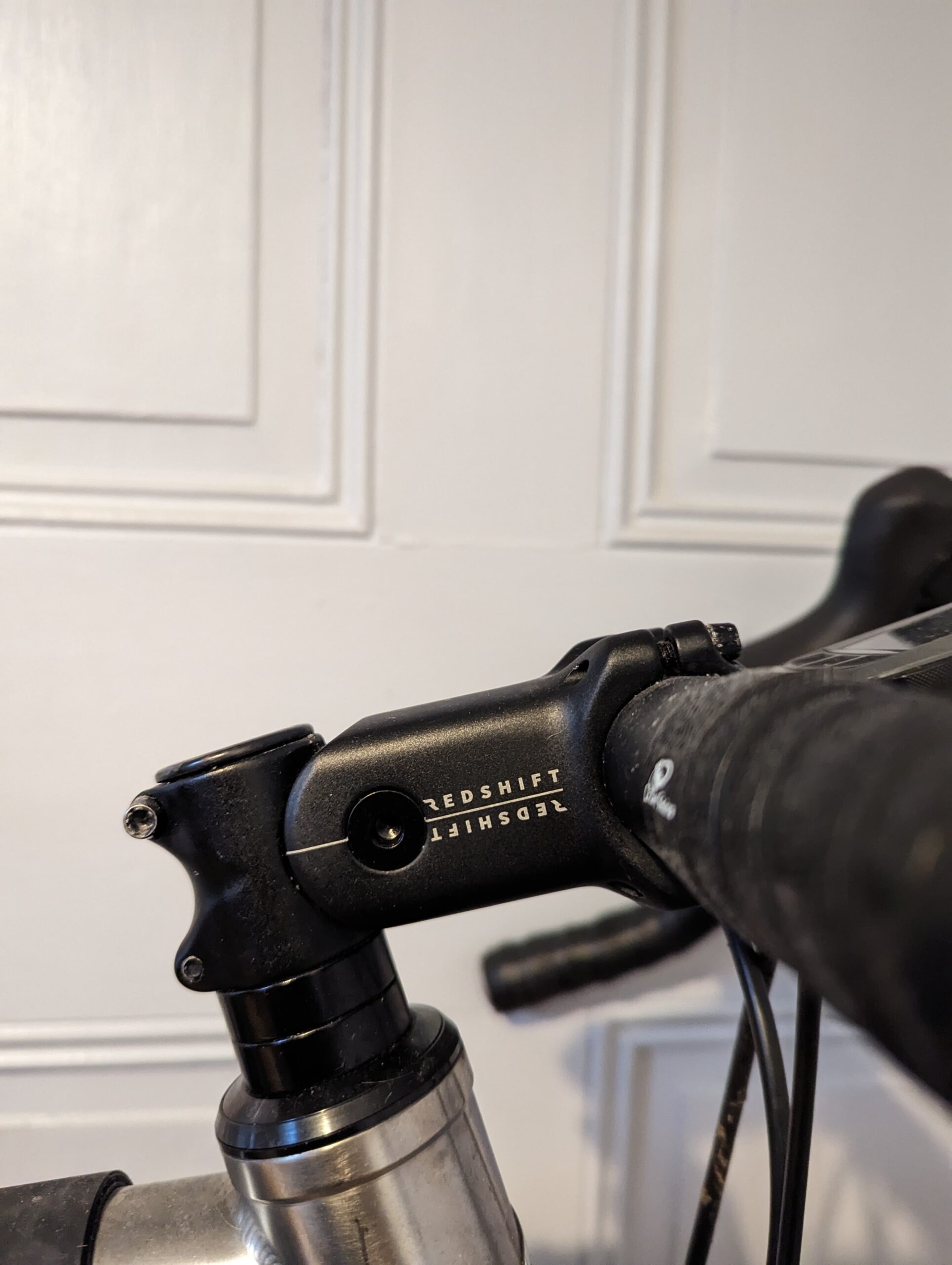side view of the redshift suspension stem